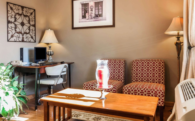 Rodeway Inn Holdrege