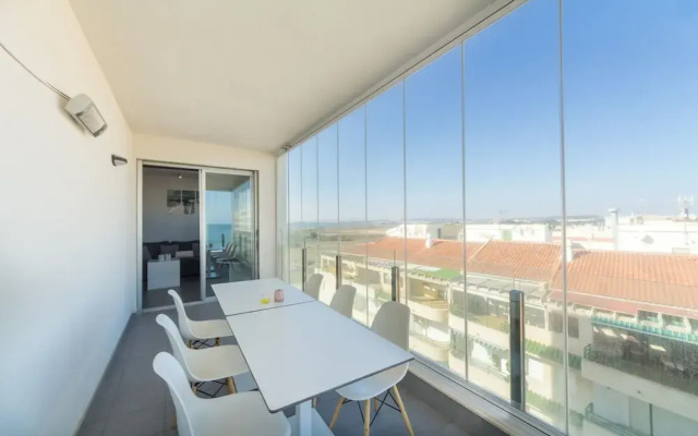 Bright Home 50m From the Sea