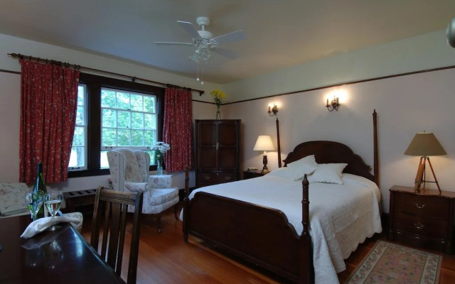 The Normaway Inn