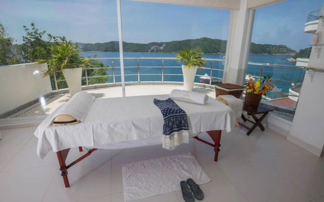B Pichilingue Acapulco