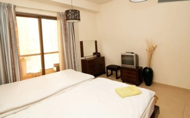 2Br Beach Front Sea View