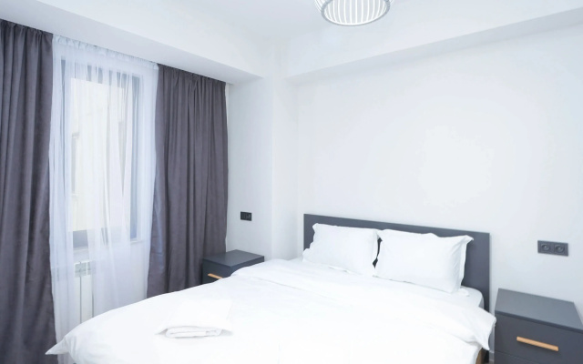 2Bd1Bath Pushkin ave 58 2ndfloor next to church.