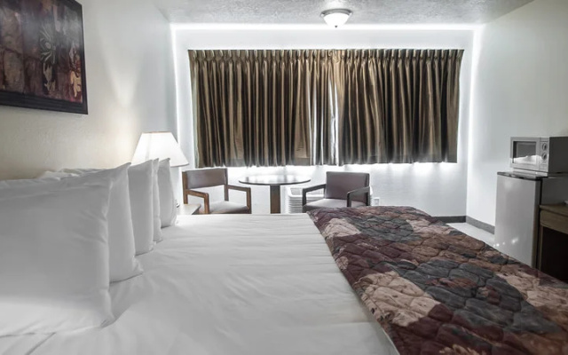 Quality Inn University