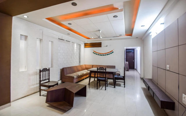 SPOT ON 29044 Shreenathji Inn