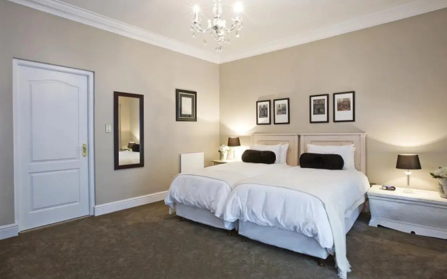 Capeblue Manor House