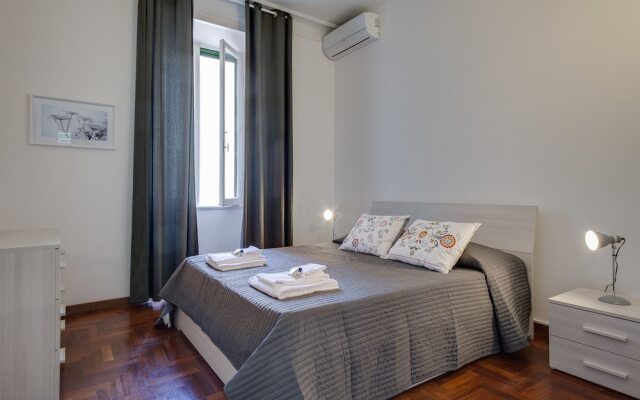 Отель Travel & Stay - Mirabello вид на фасад