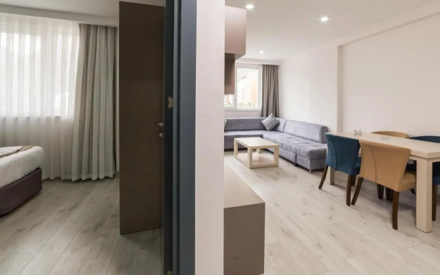 Demak Suit Homes