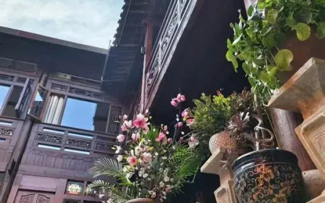 Yuanxiang Garden Boutique Inn- Ancient City Center