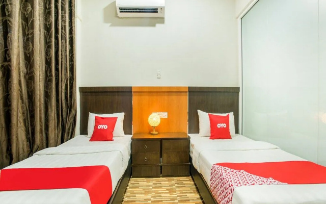 OYO 89712 Grand Inn
