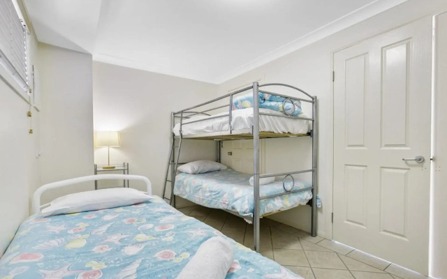 3 Pratt Court
