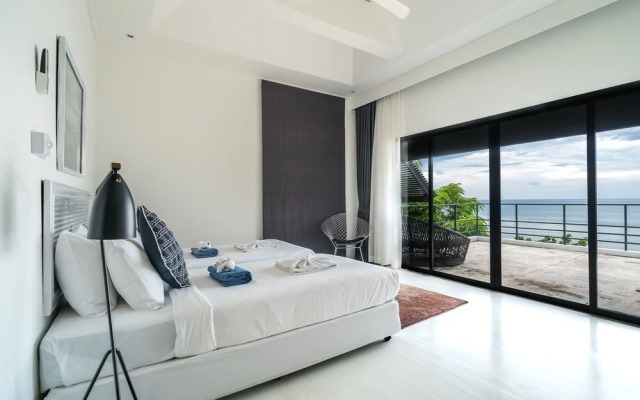 Farrah Oceanfront Villa