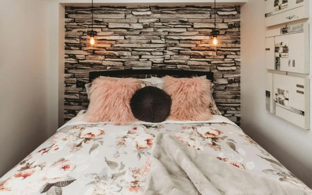 City Living Apartment Two