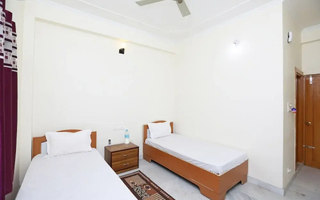 OYO 44618 Paradise Guest House