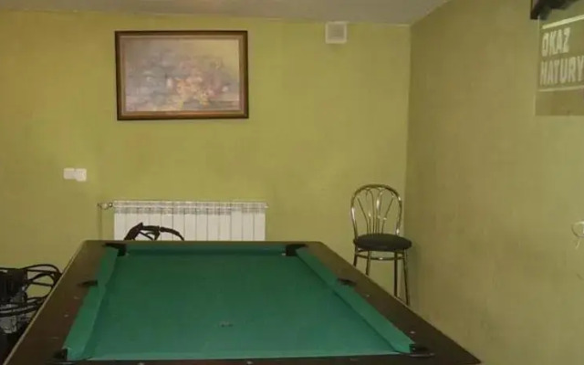 Hotelik nad Stawem