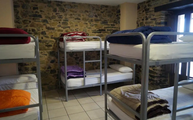 Pensión San Antón - Hostel