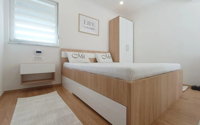 Apartment Exclusive