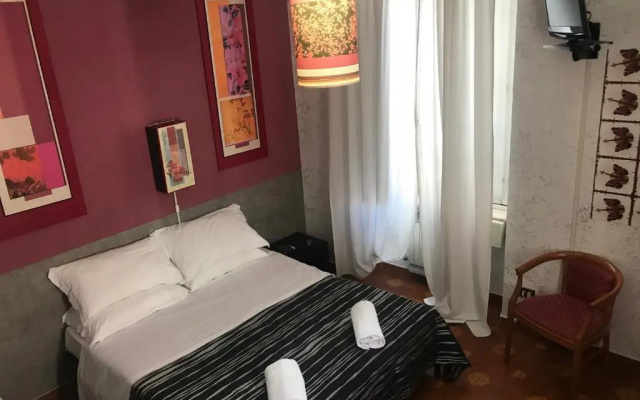 Roma Room