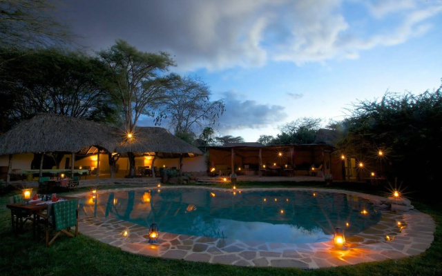 Elewana Lewa Safari Camp