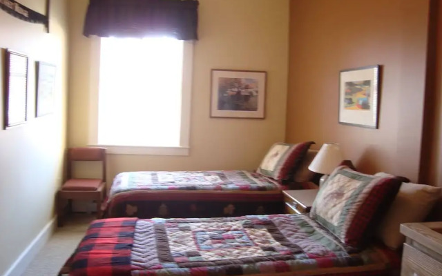 Bristol Suites