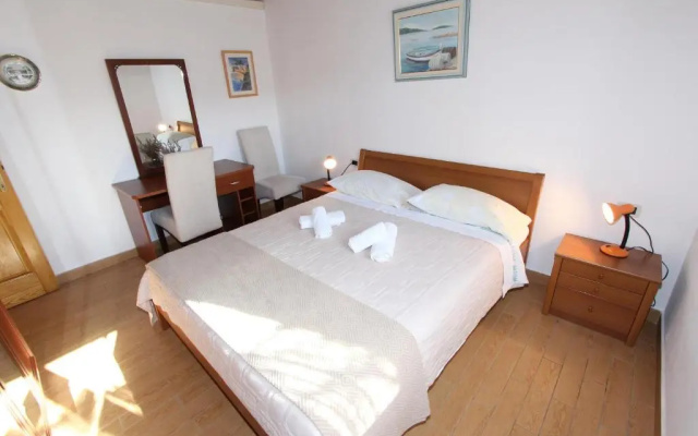 Holiday House San Pruti