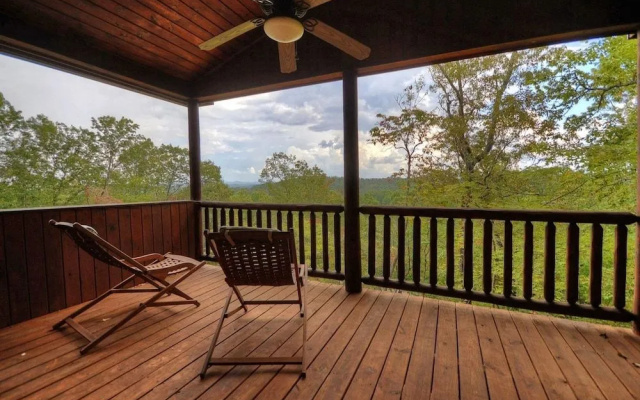 Oakawana Lodge