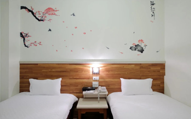 Dung Shih Hotel