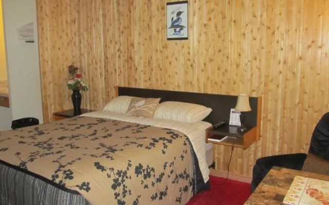 Hide Away Inn