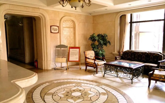 Yingxiang Hotel(大连星海映像酒店式公寓（星海广场地铁口店）)