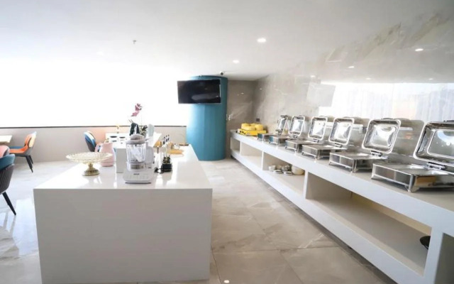 VX Hotel Jiangsu Taizhou Xinghua RT-Mart