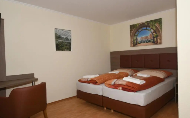 Ellen Hotel