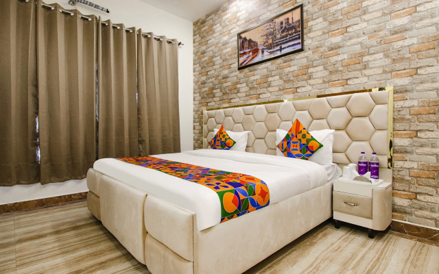FabHotel Sky Lark Farm