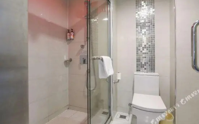 Z Hotel