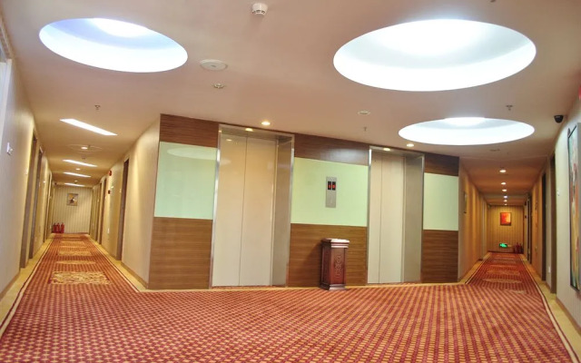Super 8 Hotel Shenzhen Diwang