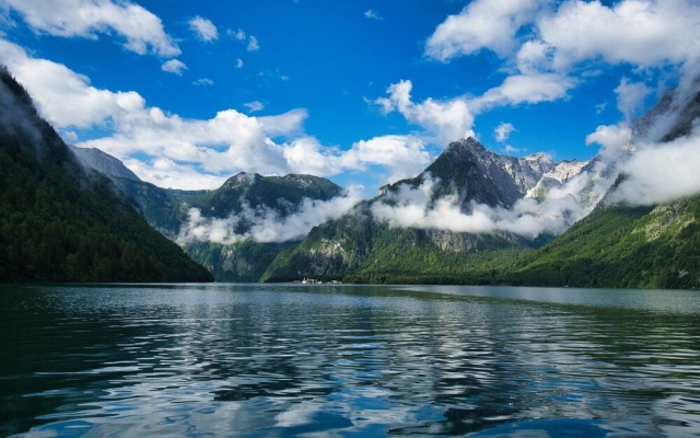Awefull Holiday Home