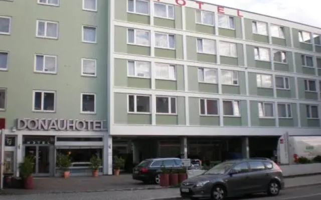 Donauhotel Bed - Breakfast