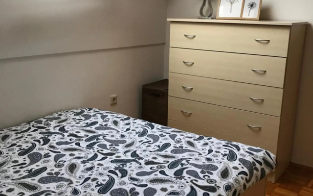 Apartma, Prekmurska vas, Trobentica 32