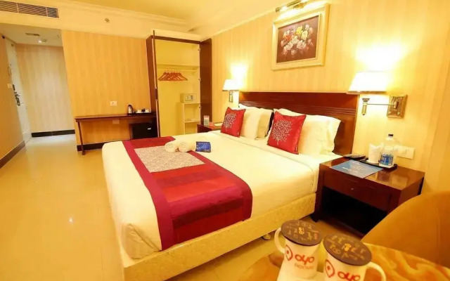 OYO Premium Vyttila Bypass