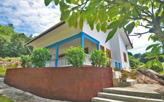 Отель Acquario Guesthouse Сейшельские острова, Остров Праслин - отзывы, цены и фото номеров - забронировать отель Acquario Guesthouse онлайн вид на фасад