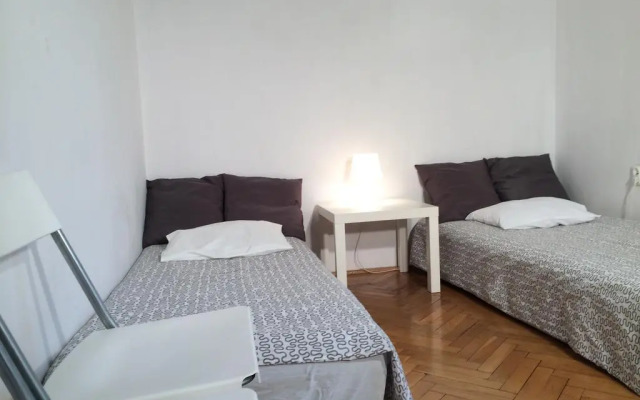 Zdrojowa 28 Pokoje Goscinne