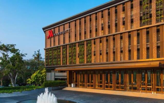 Отель Hua Hin Marriott Resort & Spa вид на фасад