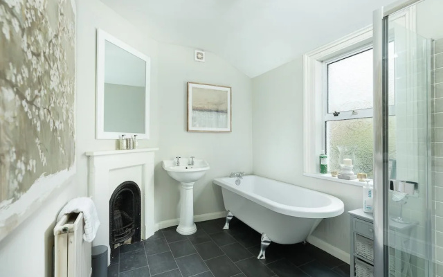 Price & Weeks - Jewel of Bath