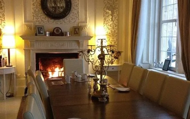 Victoria House B&B