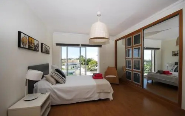Altura Villa