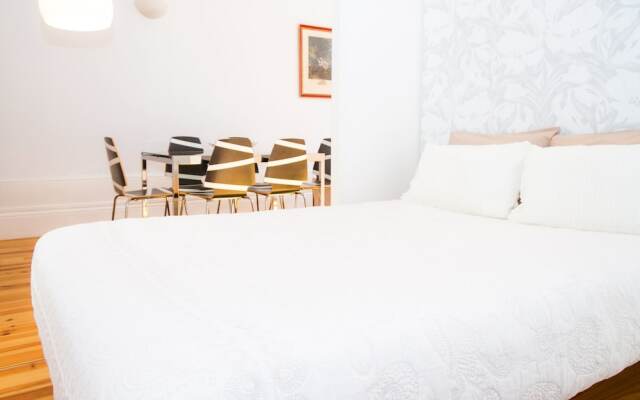 Апартаменты Liiiving In Porto - Bolhão Market Apartment Порту комната для гостей