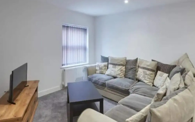 Apartment 1 in Loftus