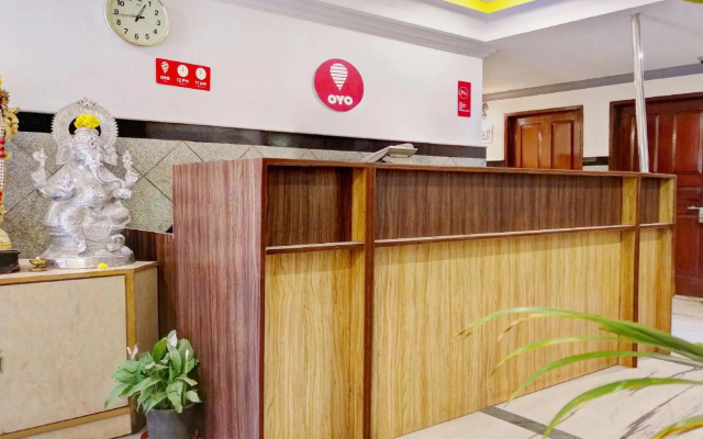 OYO 10884 Pavana Residency