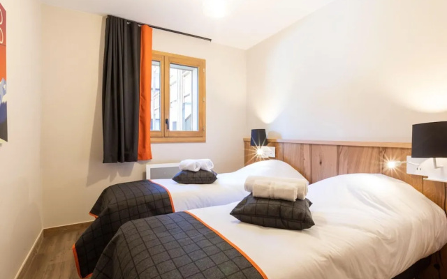Chalet in Samoens Near Grand Massif Lift