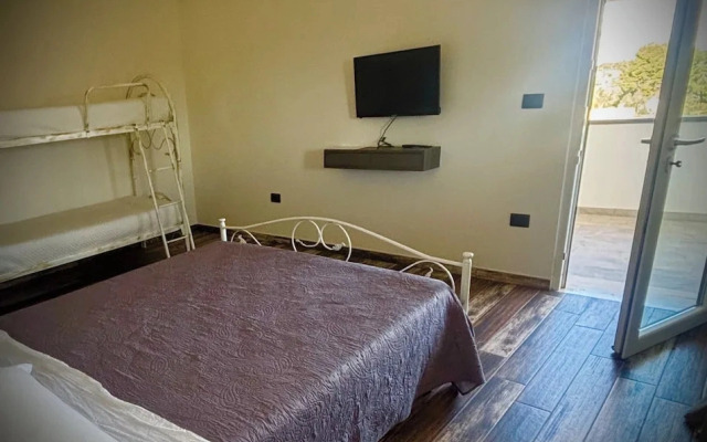B&B Helios