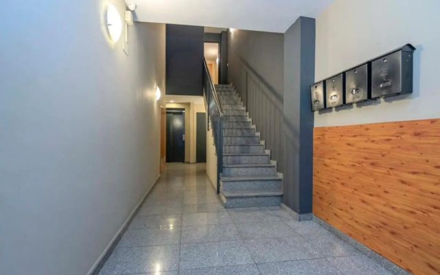 Bright and modern Duplex with terrace in Eixample district P1
