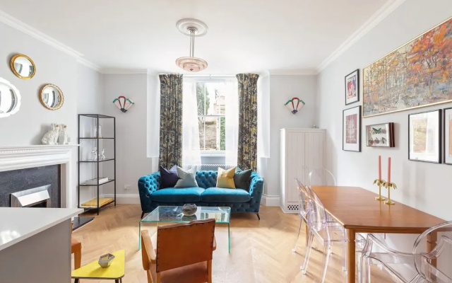 Beautiful 2 Bedroom Garden flat